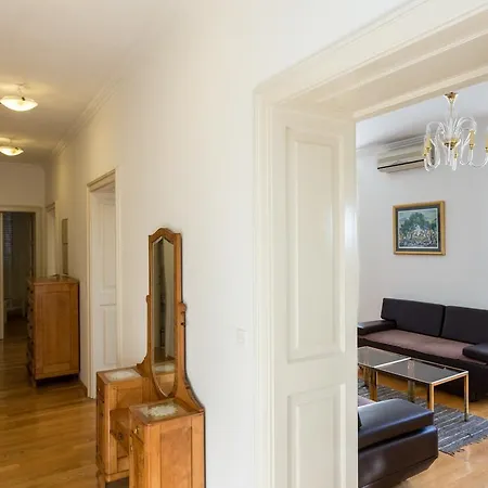 Hedera Estate, Hedera A27 Apartment
